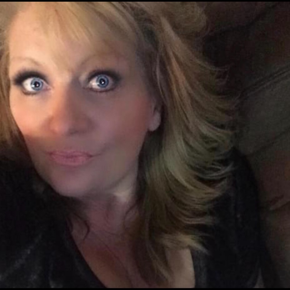Meet your Posher, Dawn